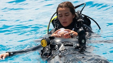 rescue-diver