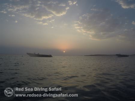 Sunrise at Marsa Nakari 
